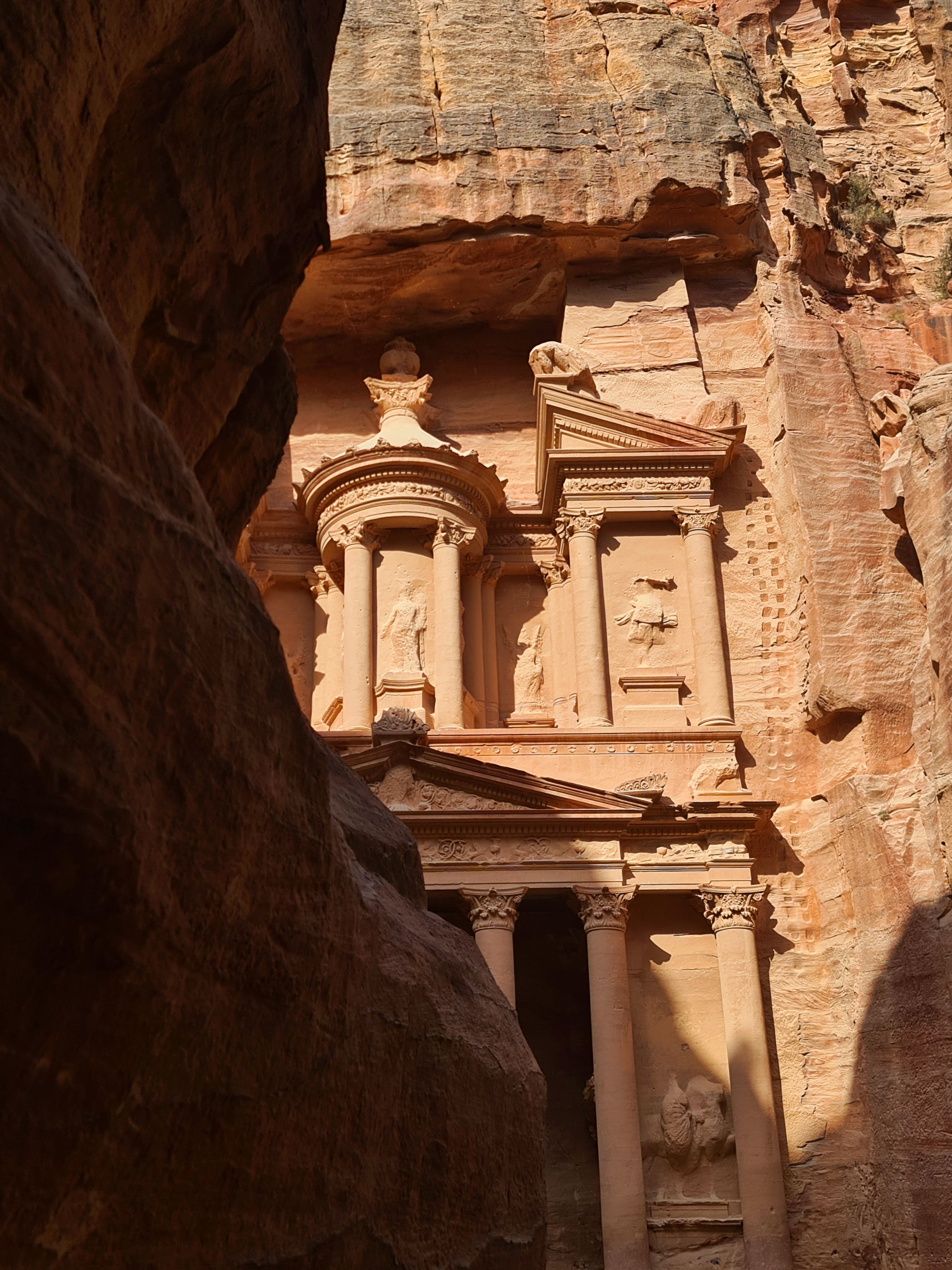 Petra and Wadi Rum Day Tour from Amman | Victoria Travel &a